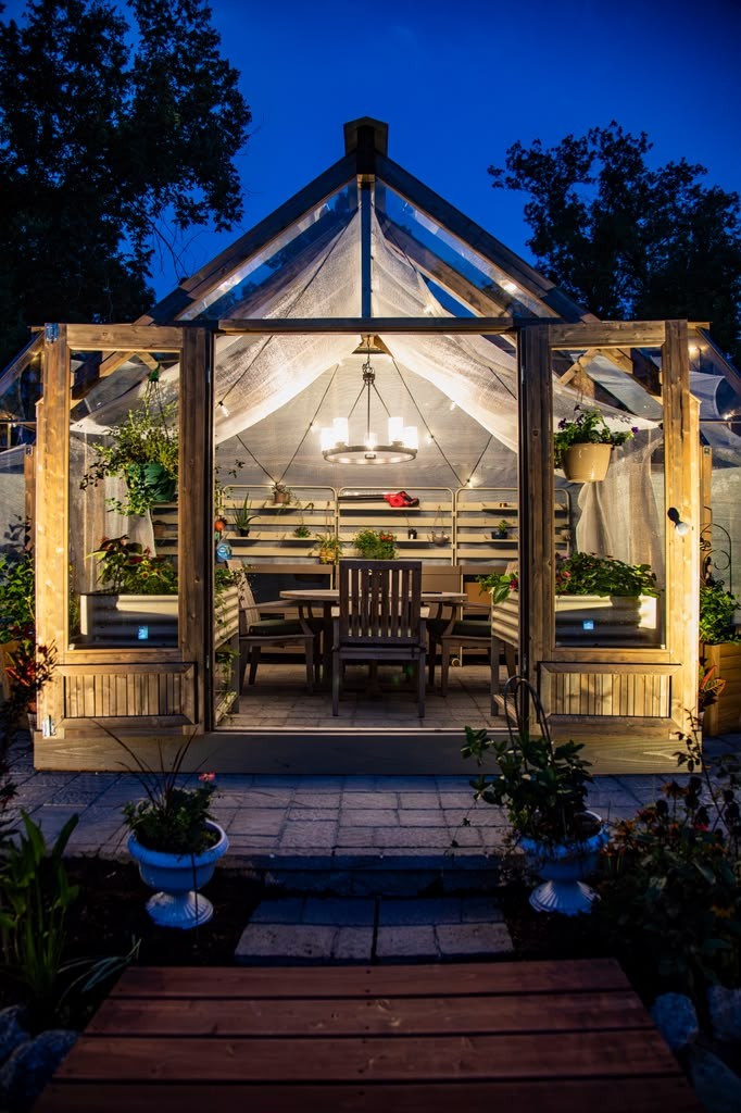 Inside the Nordwood at night, chandelier lit