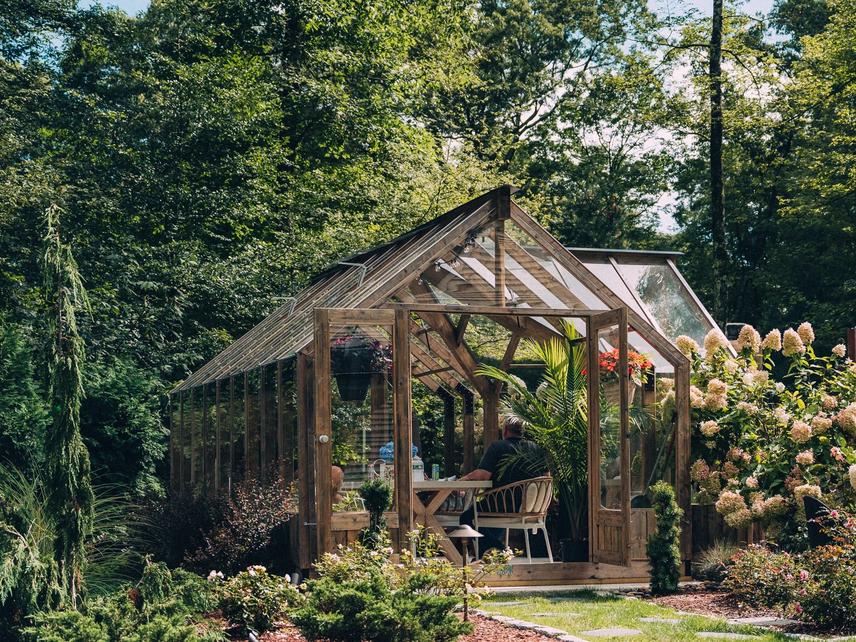The Nordwood garden room, natural wood and tempered glass